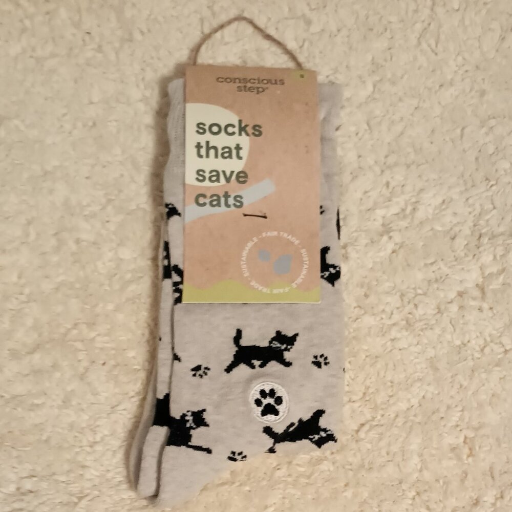 NWT~ Conscious Step Unisex Novelty Socks that Save Cats ~ Men's 4-8; Women's 5-9
